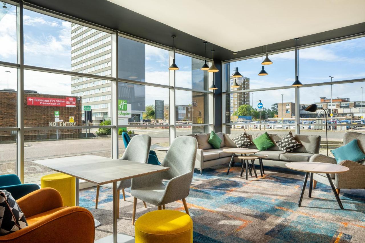 Holiday Inn Stevenage By Ihg Ngoại thất bức ảnh