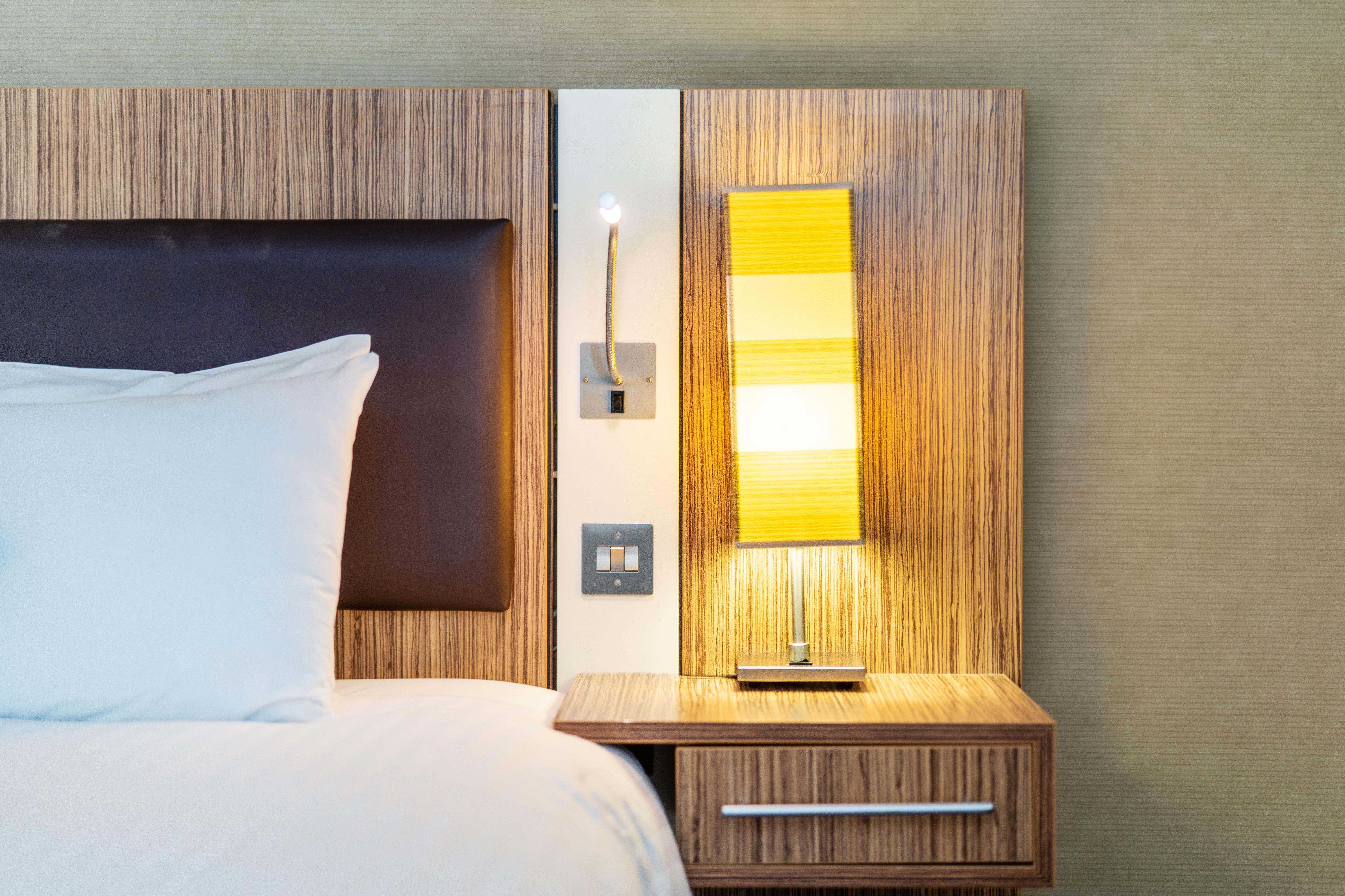 Holiday Inn Stevenage By Ihg Ngoại thất bức ảnh